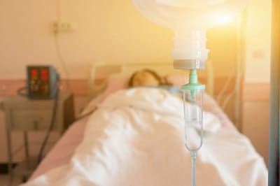 Этапы вывода из хронического запоя в клинике и на дому
